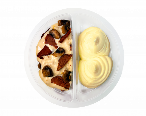 Бефстроганов из говядины с картофельным пюре