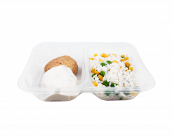 Крабкейки с рисом и овощами и сливочным соусом